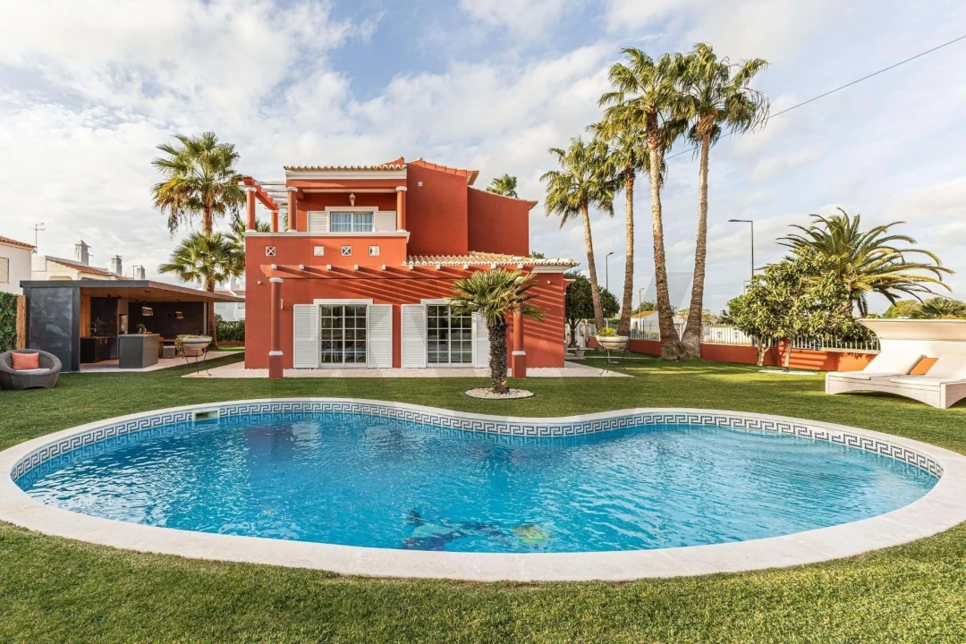 Moradia T4 para Venda em Porches Foto 4