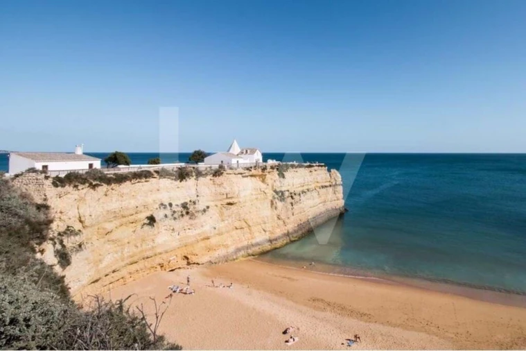 Moradia T4 para Venda em Porches Foto 50