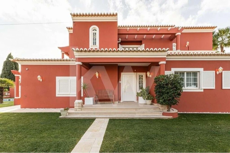 Moradia T4 para Venda em Porches Foto 5