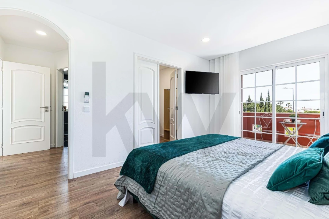 Moradia T4 para Venda em Porches Foto 20