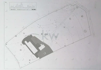 Moradia T9 para Venda em Lagoa e Carvoeiro
