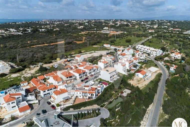 Moradia T6 para Venda em Lagoa e Carvoeiro Foto 54