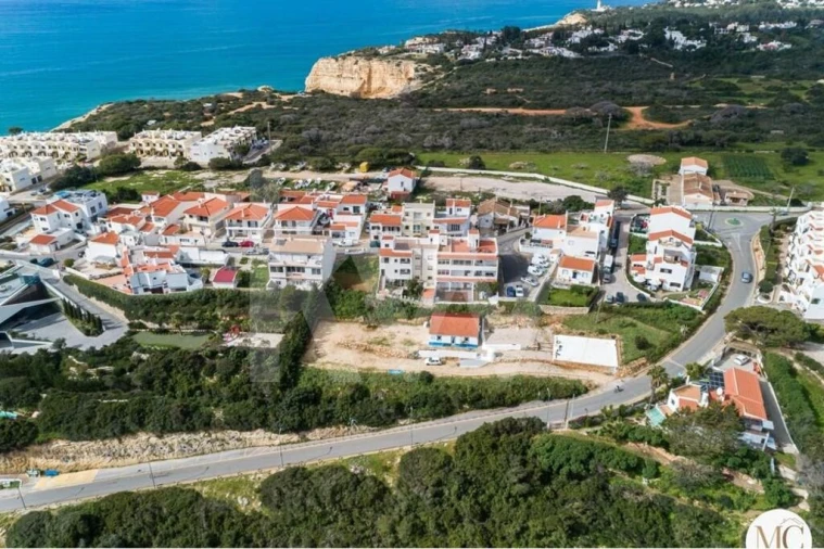 Moradia T6 para Venda em Lagoa e Carvoeiro Foto 42