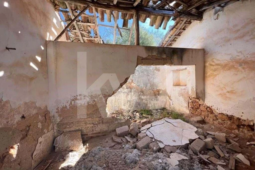 Moradia T1 para Venda em Estômbar e Parchal Foto 7
