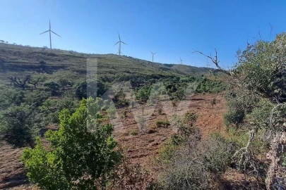 Terreno para Venda em Lagos (São Sebastião e Santa Maria)