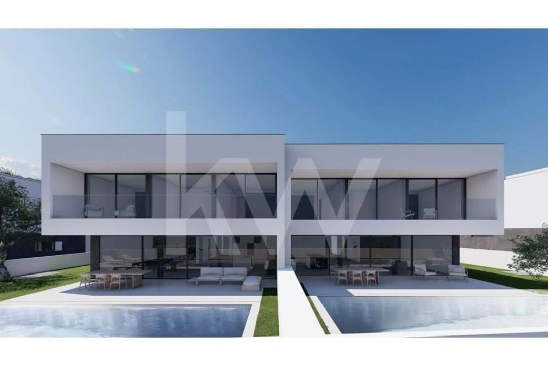 Moradia T4 para Venda em Lagos (São Sebastião e Santa Maria) Foto 3