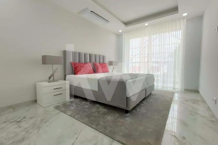Apartamento T2 para Venda em Lagos (São Sebastião e Santa Maria) Foto 15