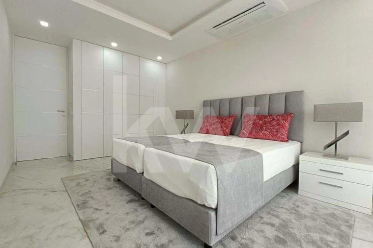 Apartamento T2 para Venda em Lagos (São Sebastião e Santa Maria) Foto 17
