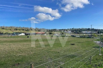 Terreno para Venda em Lagos (São Sebastião e Santa Maria)