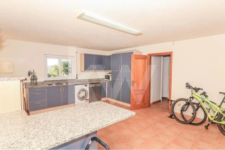 Moradia T3 para Venda em Lagos (São Sebastião e Santa Maria) Foto 43