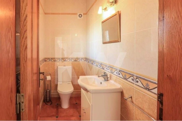 Moradia T3 para Venda em Lagos (São Sebastião e Santa Maria) Foto 4