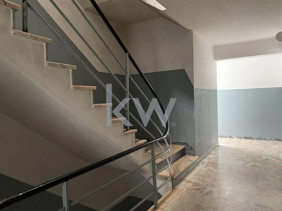 Apartamento T2 para Venda em Quarteira Foto 20