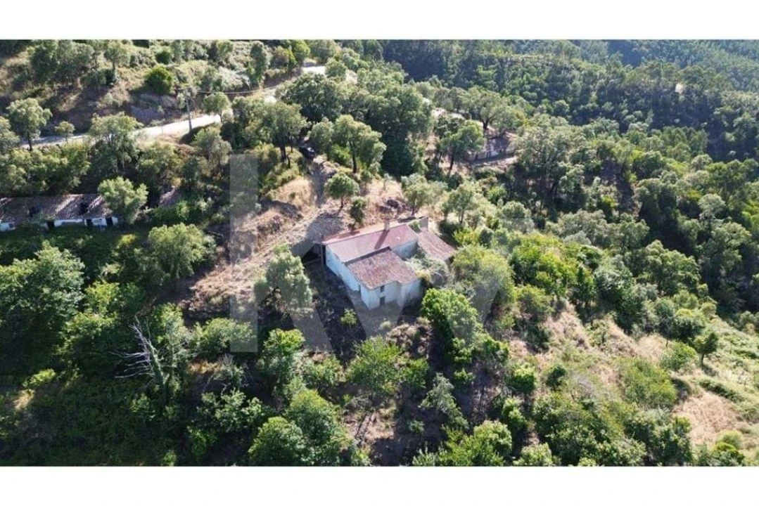 Quinta T2 para Venda em Monchique Foto 1