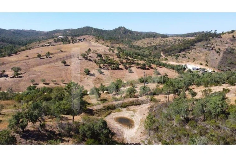 Quinta T2 para Venda em Marmelete Foto 4