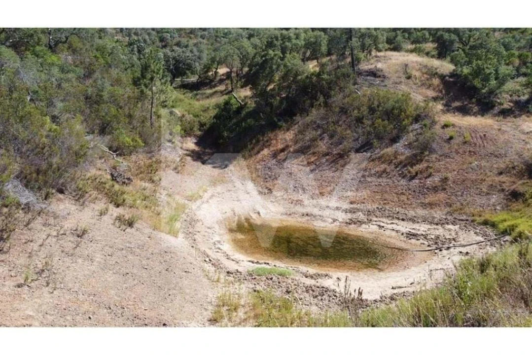 Quinta T2 para Venda em Marmelete Foto 16