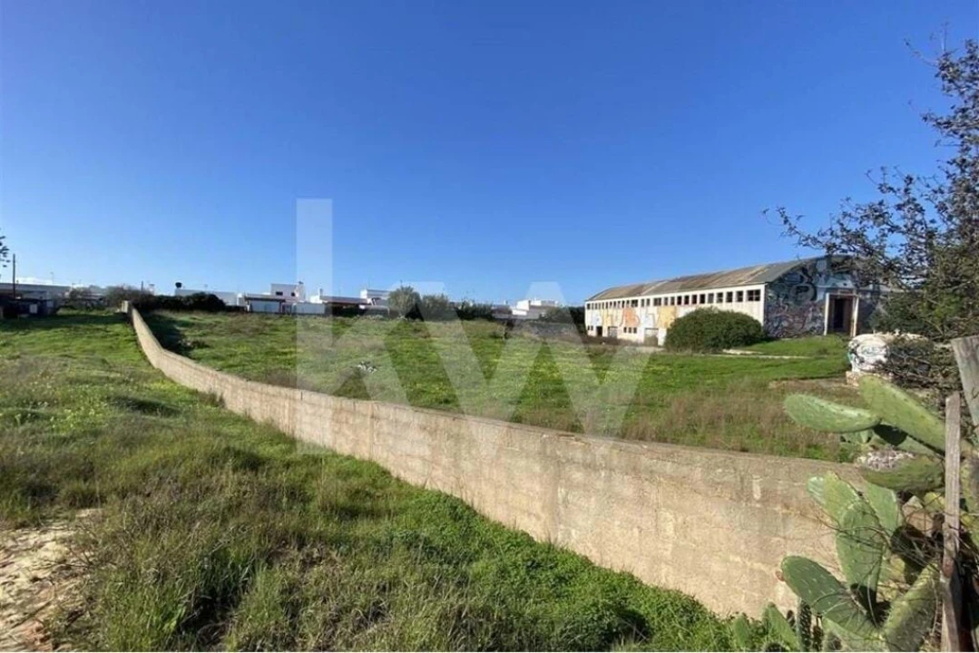 Terreno para Venda em Quelfes Foto 6