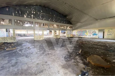 Terreno para Venda em Quelfes