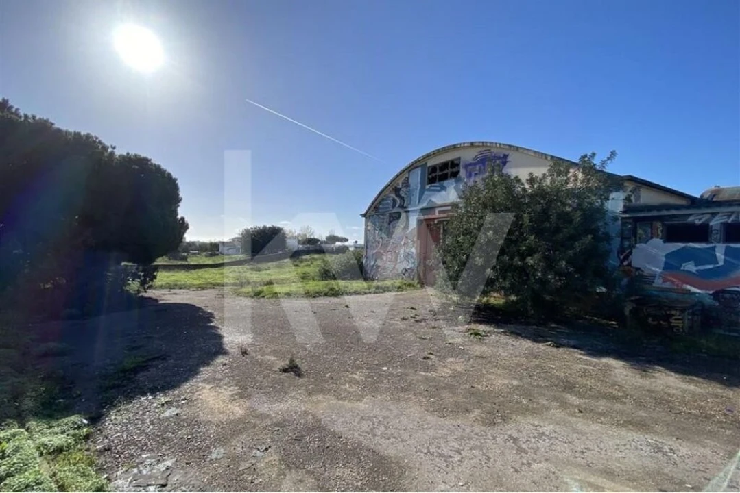 Terreno para Venda em Quelfes Foto 5