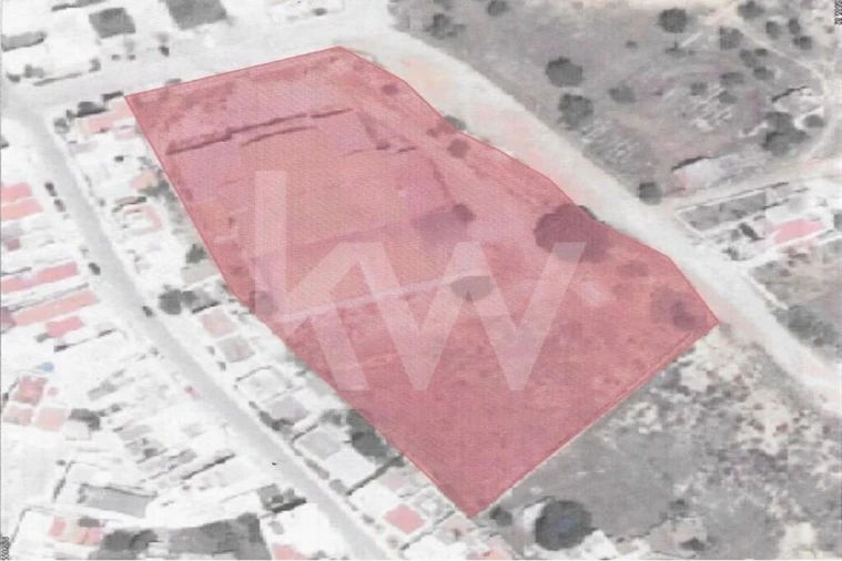 Terreno para Venda em Quelfes Foto 11