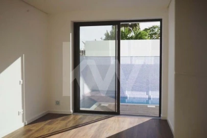 Moradia T3 para Venda em Olhão