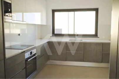 Moradia T3 para Venda em Olhão