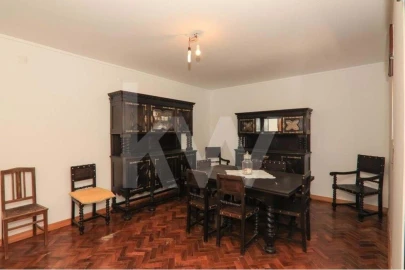 Apartamento T4 para Venda em Portimão