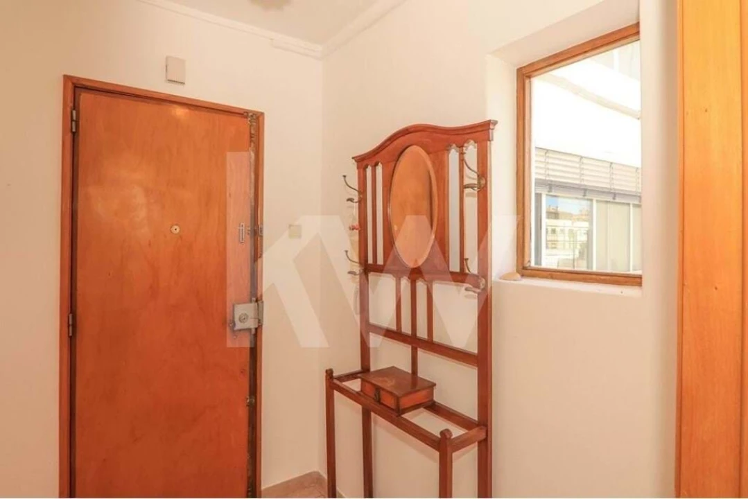 Apartamento T4 para Venda em Portimão Foto 10