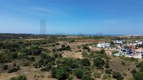 Terreno para Venda em Silves