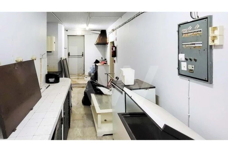 Negócio para Venda em Armação de Pera Foto 8