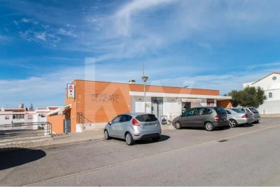 Prédio para Venda em Silves