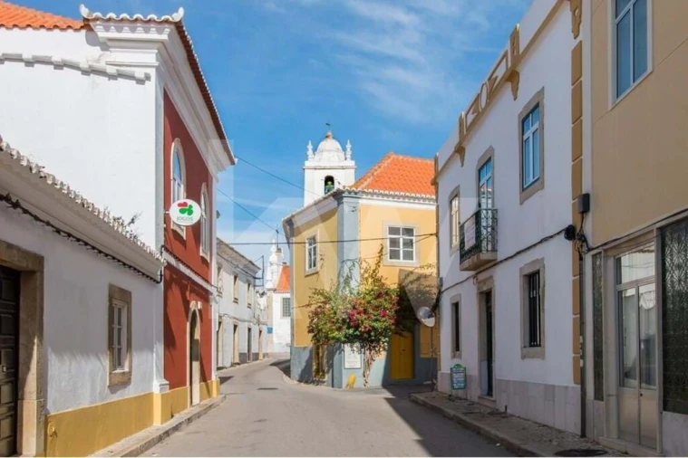 Prédio para Venda em Silves Foto 14