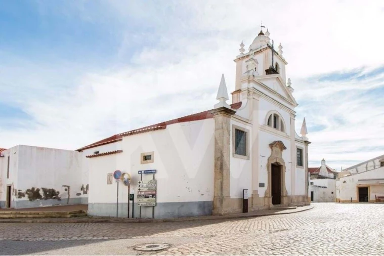 Prédio para Venda em Silves Foto 21