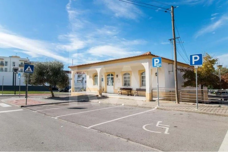 Prédio para Venda em Silves Foto 17