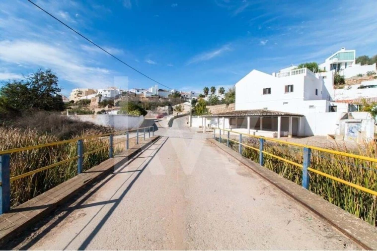 Prédio para Venda em Silves Foto 15