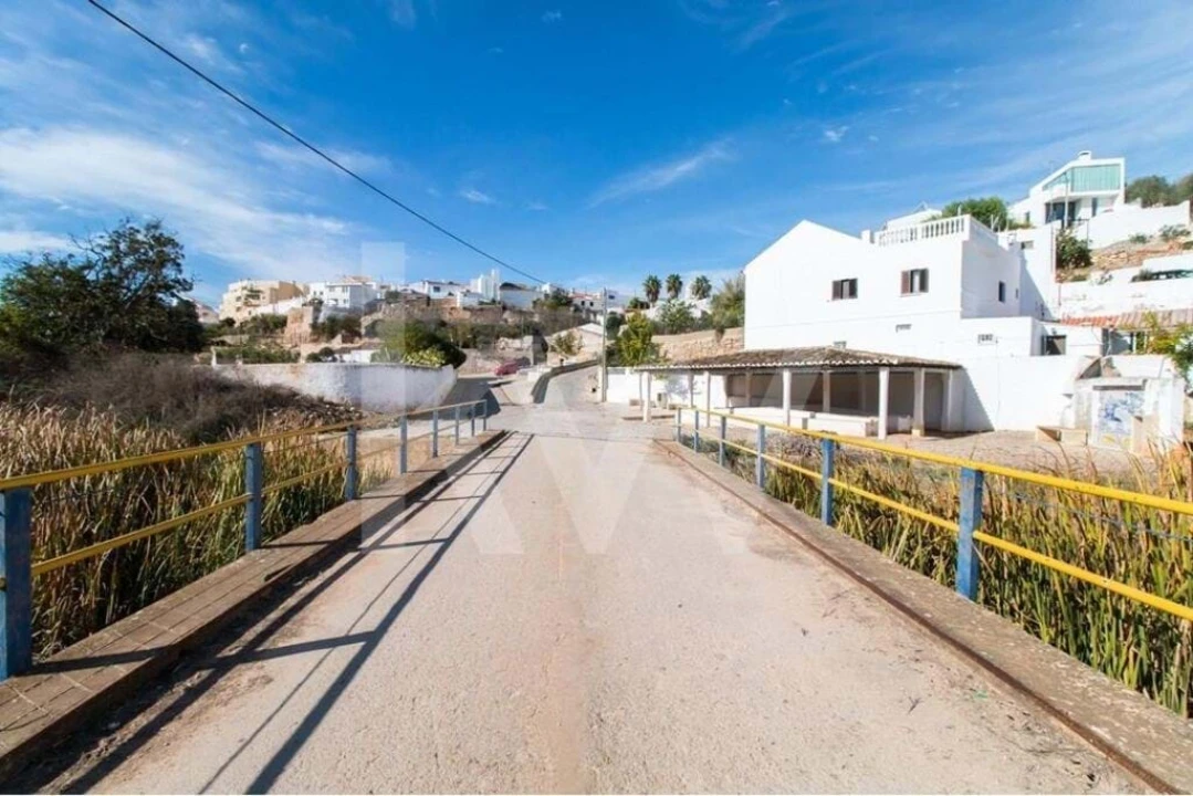 Prédio para Venda em Silves Foto 15