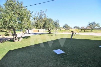 Moradia T7 para Venda em Silves