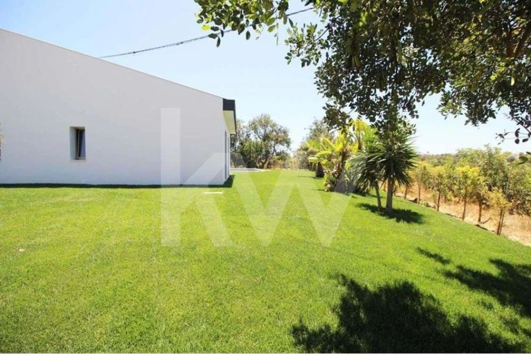 Moradia T7 para Venda em São Silvestre Foto 19
