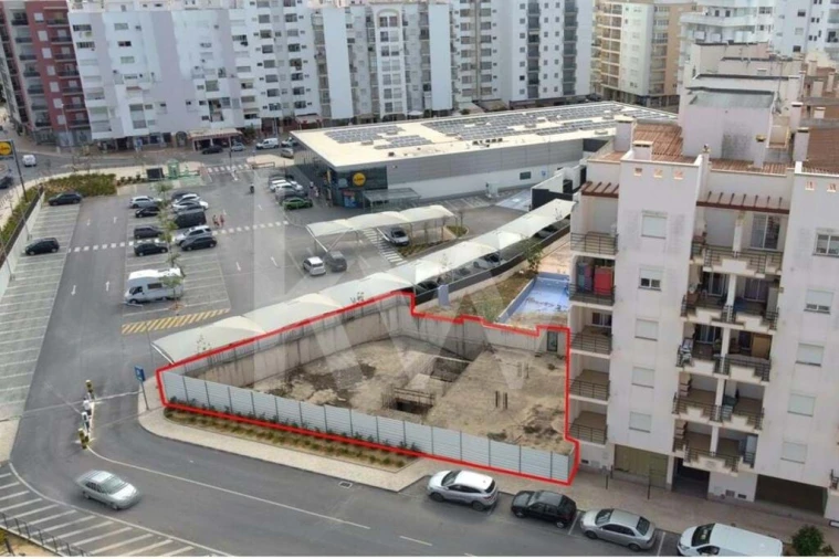 Terreno para Venda em Armação de Pera Foto 7