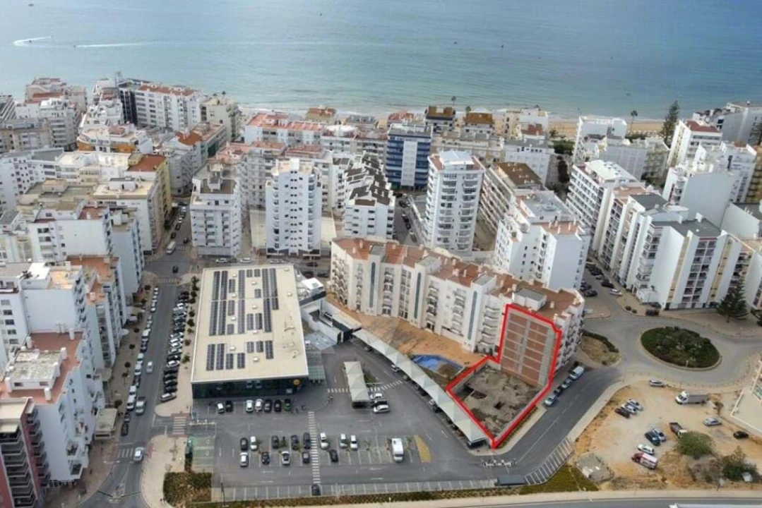 Terreno para Venda em Armação de Pera Foto 1