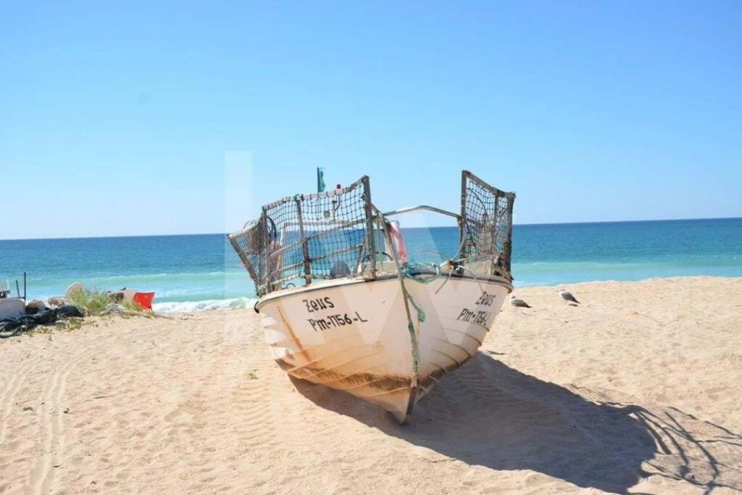 Terreno para Venda em Armação de Pera Foto 12