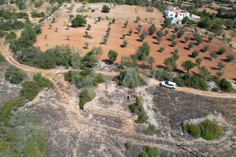Terreno para Venda em Armação de Pera Foto 6