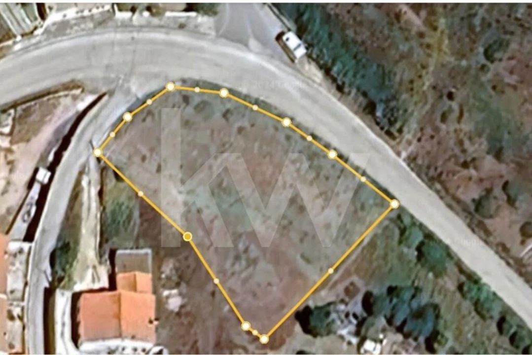 Terreno para Venda em Vila do Bispo e Raposeira Foto 1