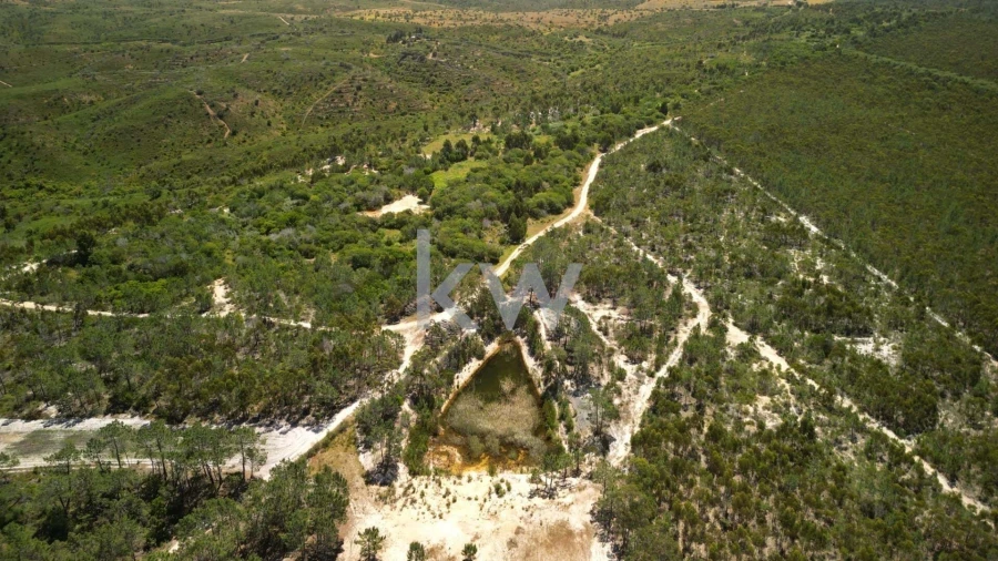 Quinta T2 para Venda em Budens Foto 10