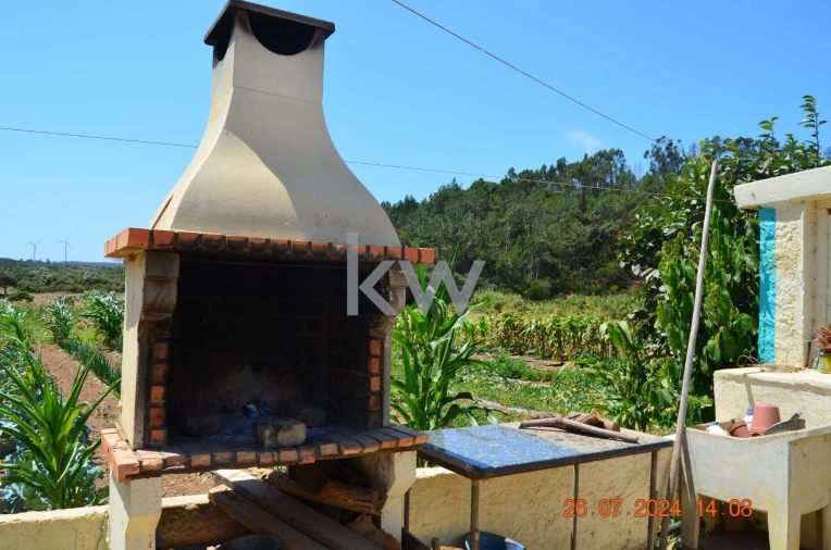 Quinta T2 para Venda em Budens Foto 33