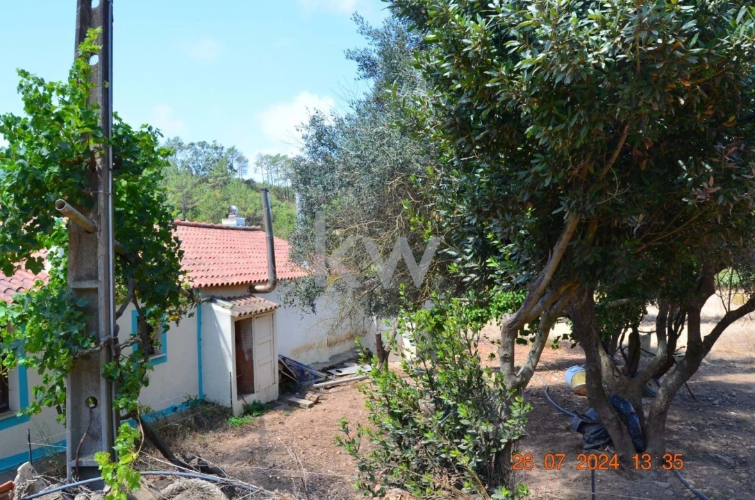 Quinta T2 para Venda em Budens Foto 29