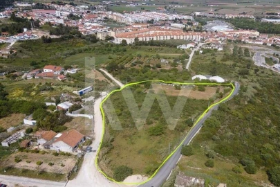 Terreno para Venda em Alenquer (Santo Estêvão e Triana)