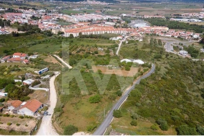 Terreno para Venda em Alenquer (Santo Estêvão e Triana)