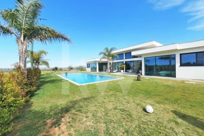 Moradia T5 para Venda em Guia