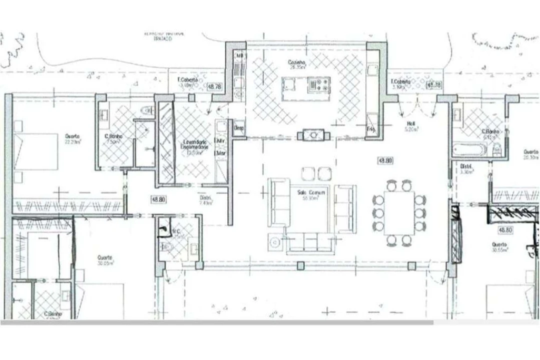 Moradia T5 para Venda em Guia Foto 64