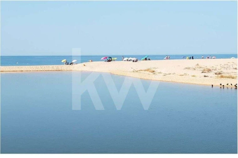 Moradia T5 para Venda em Guia Foto 58